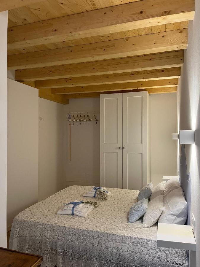 La Piccola Casa Al Lago - Intera Casa Con 3 Camere E 2 Box Salò Zewnętrze zdjęcie