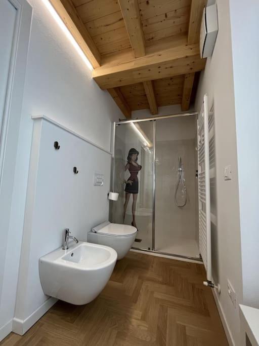 La Piccola Casa Al Lago - Intera Casa Con 3 Camere E 2 Box Salò Zewnętrze zdjęcie