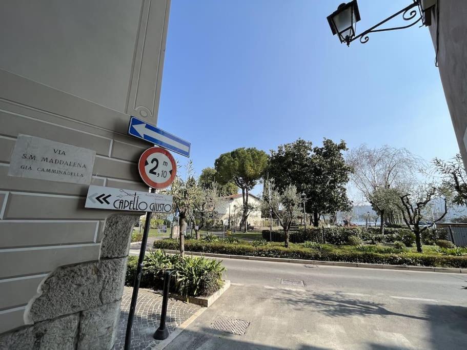 La Piccola Casa Al Lago - Intera Casa Con 3 Camere E 2 Box Salò Zewnętrze zdjęcie